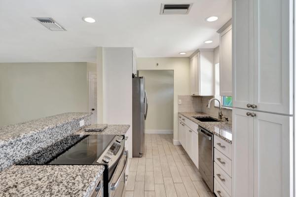 North Palm Beach Village, 713 Gumtree Rd, North Palm Beach, Florida 33408, image 2