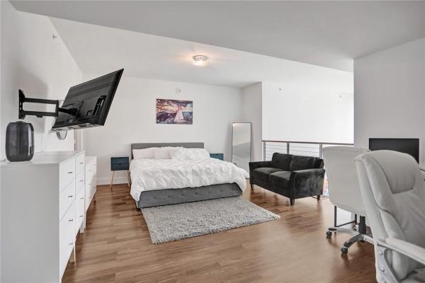 The Ivy At Riverfront, 90 SW 3rd St #TH-300B, Miami, Florida 33130, image 1