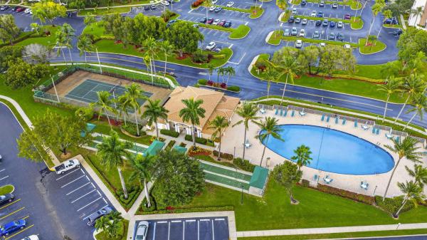 Weldon, 9537 Weldon Cir #I405, Tamarac, Florida 33321, image 2