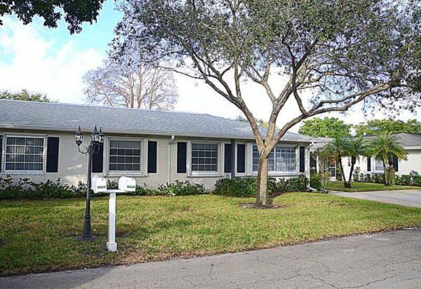 10101 S 44th Dr, Boynton Beach, Florida 33436, image 2