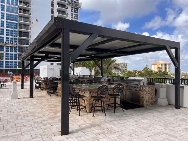 Silver Thatch Atlantic Plaza, 531 N Ocean Blvd #1711, Pompano Beach, Florida 33062, image 1