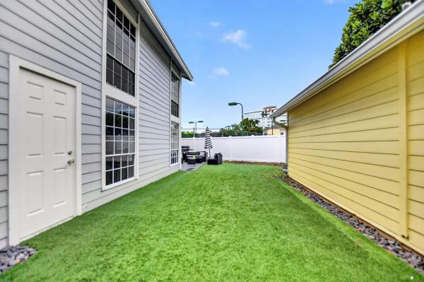 Fairfield At Boca Of Cedar Grove, 5283 Park Place Cir, Boca Raton, Florida 33486, image 1