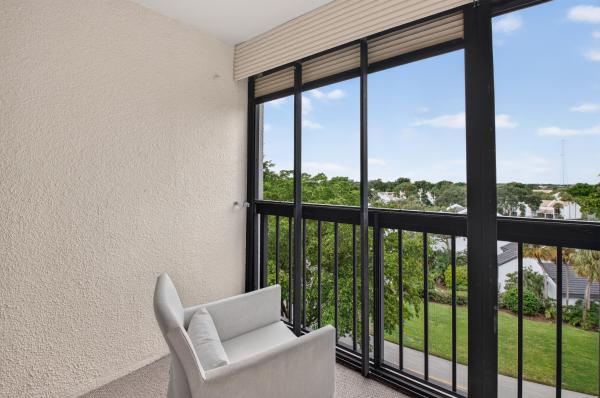 1863 Bridgewood Dr, Boca Raton, Florida 33434, image 3