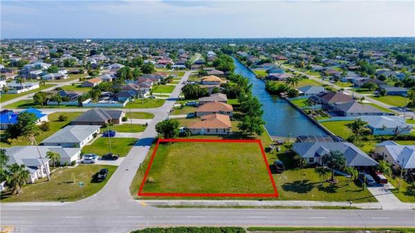 Cape Coral Residential, 158 Hancock Bridge Pkwy, Cape Coral, Florida 33990, image 2