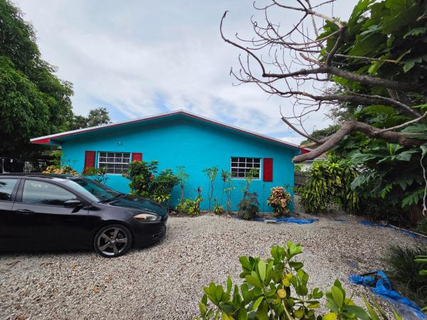 10304 NW 10th Ave, Unincorporated Dade County, Florida 33150, image 3