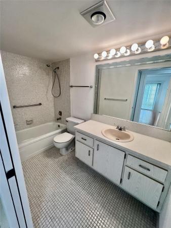 3002 Newcastle A, Boca Raton, Florida 33434, image 2