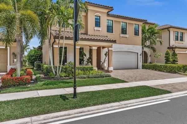 Parkland Bay, 12143 S Baypoint Cir, Parkland, Florida 33076, image 3