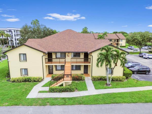 4717 Lucerne Lakes Blvd E #201, Lake Worth, Florida 33467, image 1