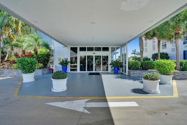 Galt Towers, 4250 Galt Ocean Dr #1A, Fort Lauderdale, Florida 33308, image 1