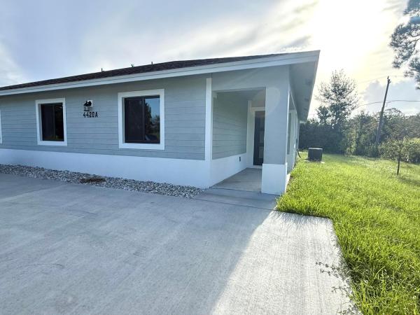 4420 Timber Ridge Ln #A, Fort Pierce, Florida 34982, image 2