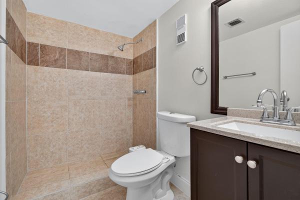 Coronado At Jacaranda, 250 Jacaranda Dr #411, Plantation, Florida 33324, image 1