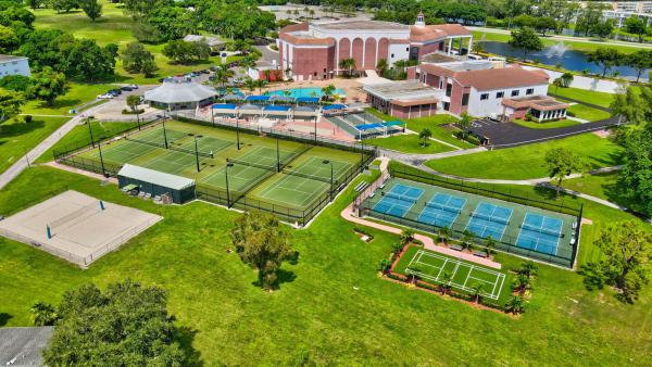 3121 Cambridge F, Deerfield Beach, Florida 33442, image 3