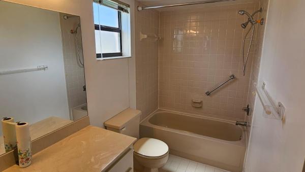Sunrise Lakes 4, 2981 N Nob Hill Rd #201, Sunrise, Florida 33322, image 2