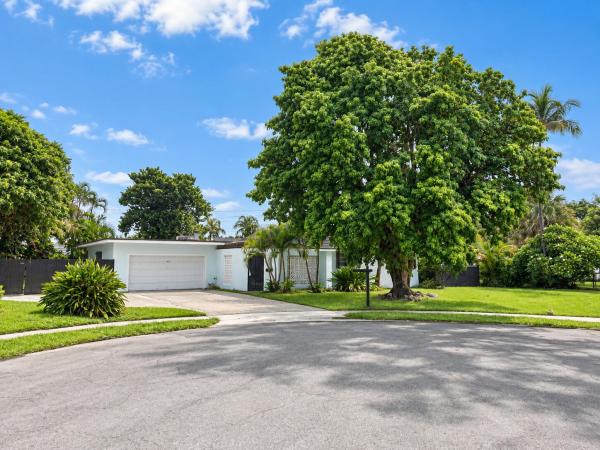 Yacht Club, 878 Fathom Ct, North Palm Beach, Florida 33408, image 1