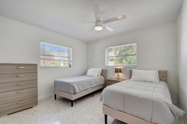 1171 Bimini Ln, Riviera Beach, Florida 33404, image 2