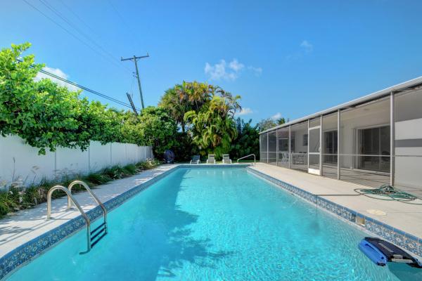 1171 Bimini Ln, Riviera Beach, Florida 33404, image 3