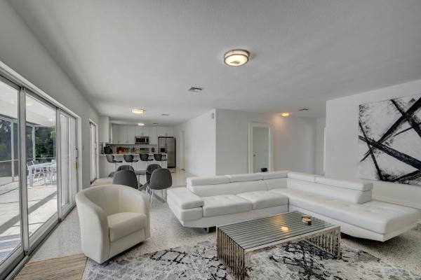 1171 Bimini Ln, Riviera Beach, Florida 33404, image 1