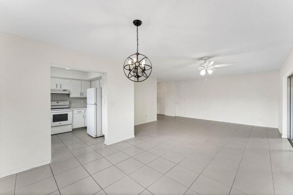 Tudors In The Pines 2, 408 Pine Tree Ct #12, Atlantis, Florida 33462, image 1