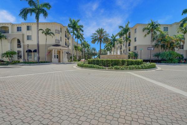2301 Renaissance Way #301, Boynton Beach, Florida 33426, image 2