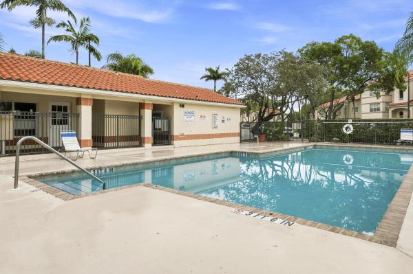Coral Key, 3350 Pinewalk Dr N #1411, Margate, Florida 33063, image 1