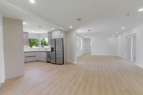 Palm Beach Lakes South, 413 N Ware Dr, West Palm Beach, Florida 33409, image 1