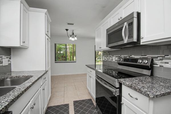 Concord Green, 20970 Concord Green Dr E #E, Boca Raton, Florida 33433, image 2