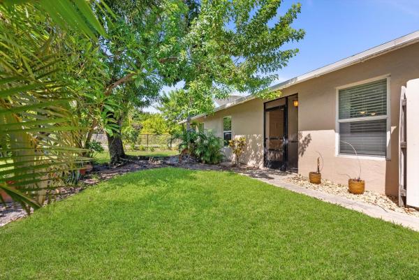 Seaway Patio Villas, 191 SE 1st Cir #6A, Boynton Beach, Florida 33435, image 3