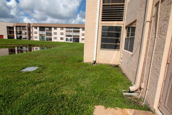 Sunrise Lakes 4, 10100 NW 30th Ct #107, Sunrise, Florida 33322, image 1