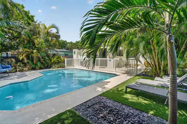 Poinciana Park, 26 NE 3rd St, Dania Beach, Florida 33004, image 3