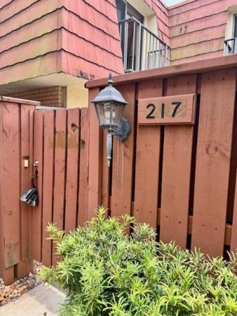 Sandalwood At Boynton Beach, 217 Live Oak Ln, Boynton Beach, Florida 33436, image 2