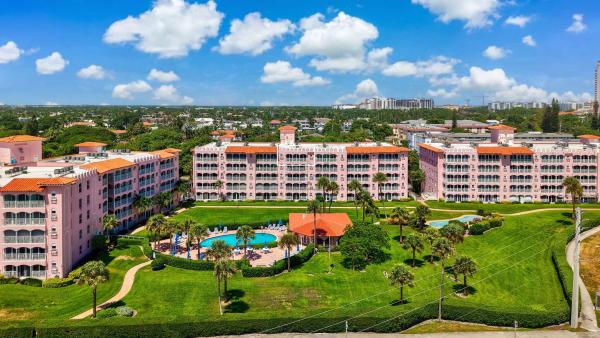 Newth Gardens, 1040 Banyan Rd #504C, Boca Raton, Florida 33432, image 1