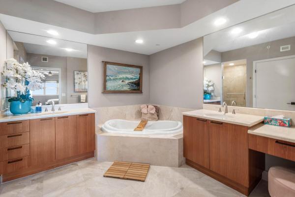 Marina Grande Club & Residences, 2650 Lake Shore Dr #2102, Riviera Beach, Florida 33404, image 2