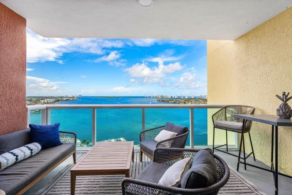 Marina Grande Club & Residences, 2650 Lake Shore Dr #2102, Riviera Beach, Florida 33404, image 3