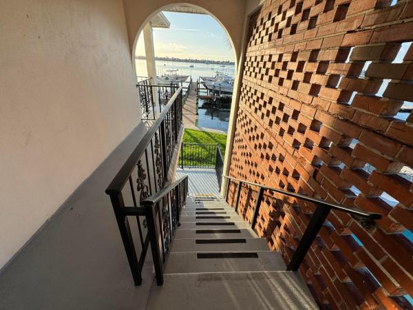Eton House, 4700 N Flagler Dr #212, West Palm Beach, Florida 33407, image 2