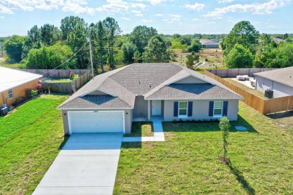 Hidden Oaks, 929 SW Cornelia Ave, Port St. Lucie, Florida 34953, image 2