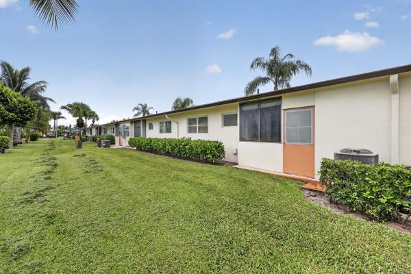 Crosley At Cresthaven Villas, 2990 Crosley Dr E #G, West Palm Beach, Florida 33415, image 3