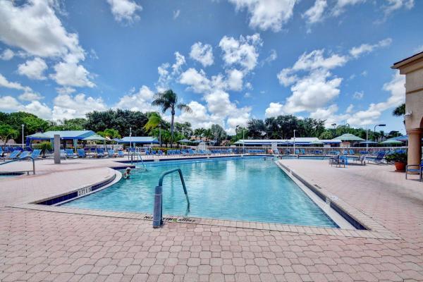 5414 Venetia Ct #H, Boynton Beach, Florida 33437, image 2