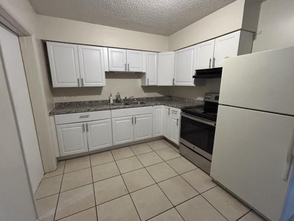 506 Holly Ave #A & B, Fort Pierce, Florida 34982, image 3