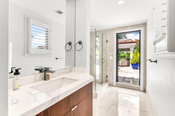 Hendricks Isle, 411 Hendricks Isle, Fort Lauderdale, Florida 33301, image 1
