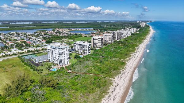 Aquanique Ocean Club, 2700 N Highway A1a #1004, Fort Pierce, Florida 34949, image 3