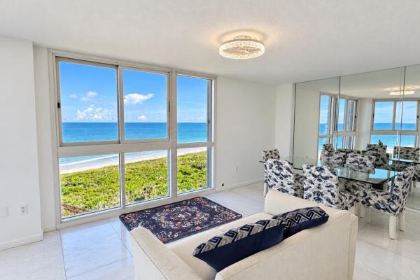 Aquanique Ocean Club, 2700 N Highway A1a #1004, Fort Pierce, Florida 34949, image 2
