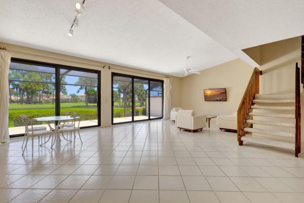Prestwick Chase, 527 Prestwick Cir, Palm Beach Gardens, Florida 33418, image 3