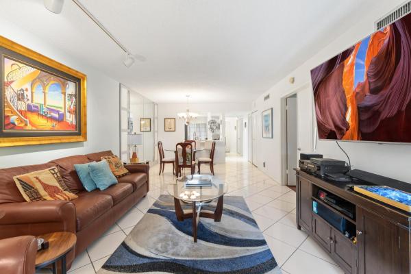10110 Cedar Point Blvd #104, Boynton Beach, Florida 33437, image 1