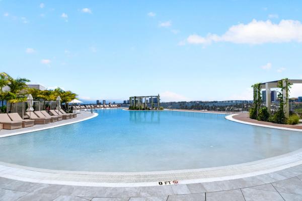 220 Lake Shore Dr DRIVE #1708, Lake Park, Florida 33403, image 3