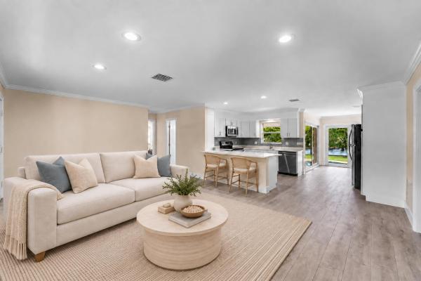 Coquina Cove, 638 Shore Dr, Boynton Beach, Florida 33435, image 2