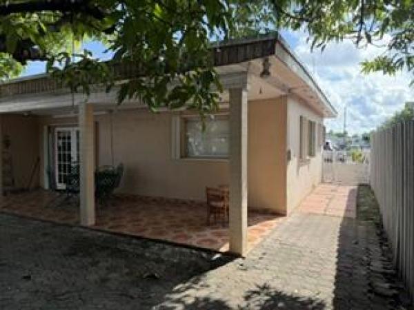 Carole Anne Park, 3582 W 2nd Ave, Hialeah, Florida 33012, image 1