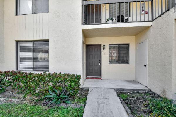 Kensington Walk, 6550 Somerset Dr #107, Boca Raton, Florida 33433, image 1