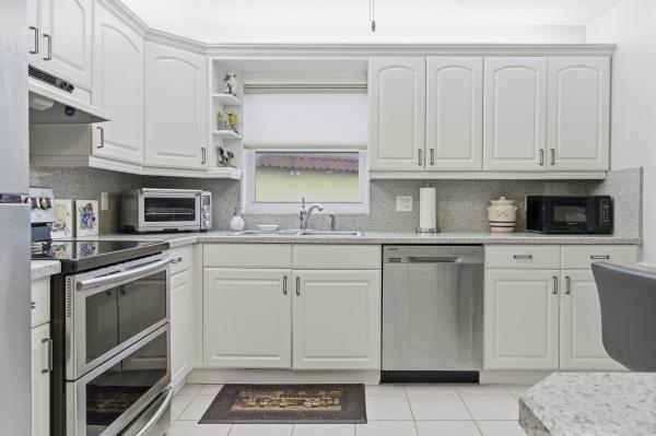 Villas On The Green, 717 S Us Highway 1 #707, Jupiter, Florida 33477, image 2