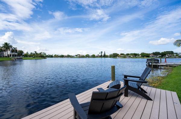 Lake Point, 12657 White Coral Dr, Wellington, Florida 33414, image 2