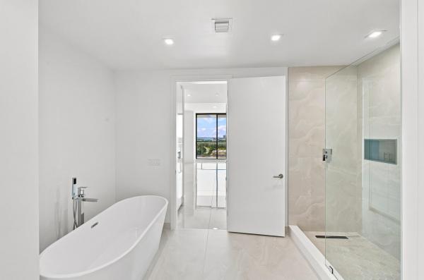 220 Lake Shore Dr DRIVE #1407, Lake Park, Florida 33403, image 3